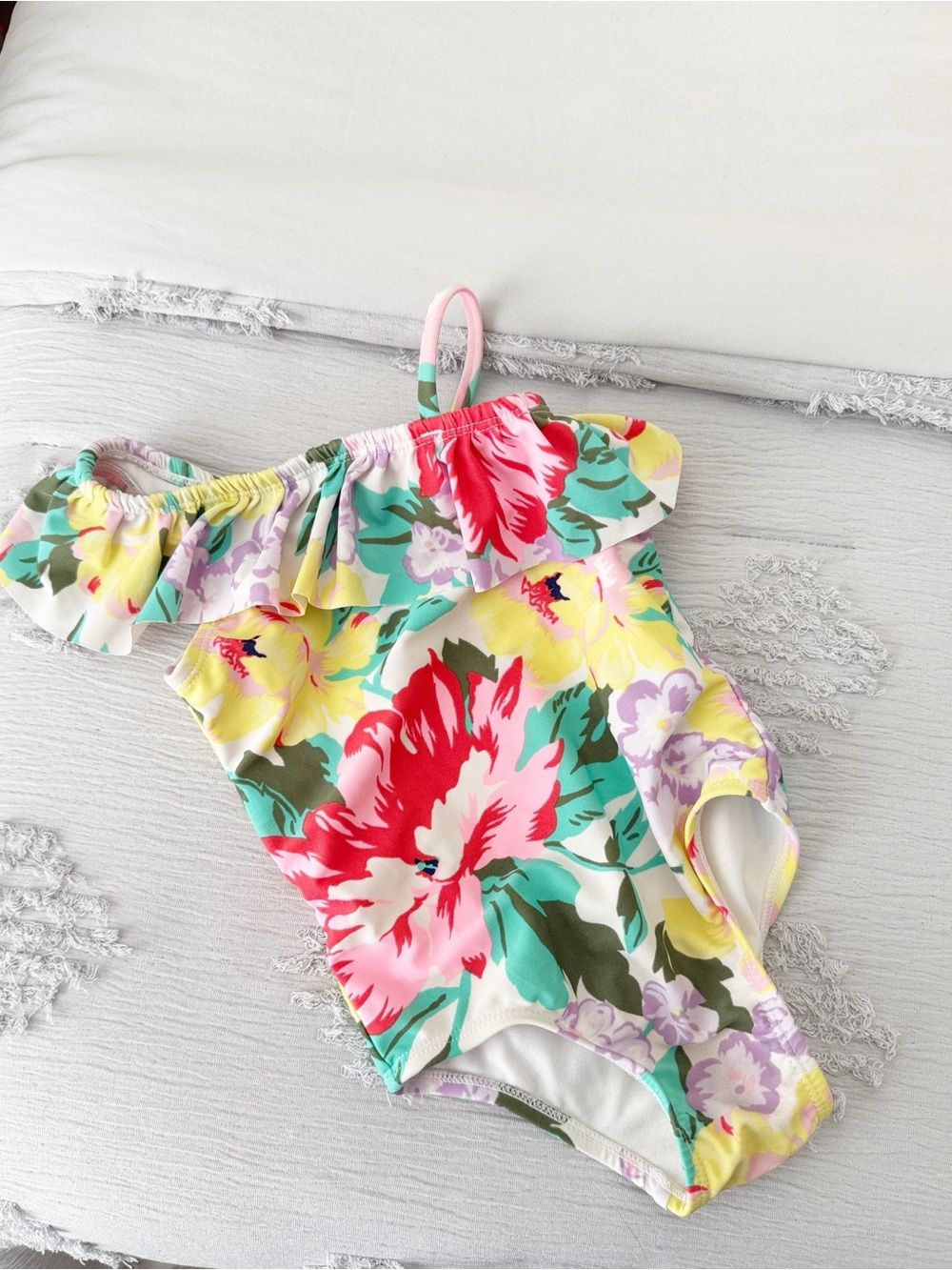 Baby gap floral yellow ruffled one shoulder one piece swimsuit size 3T